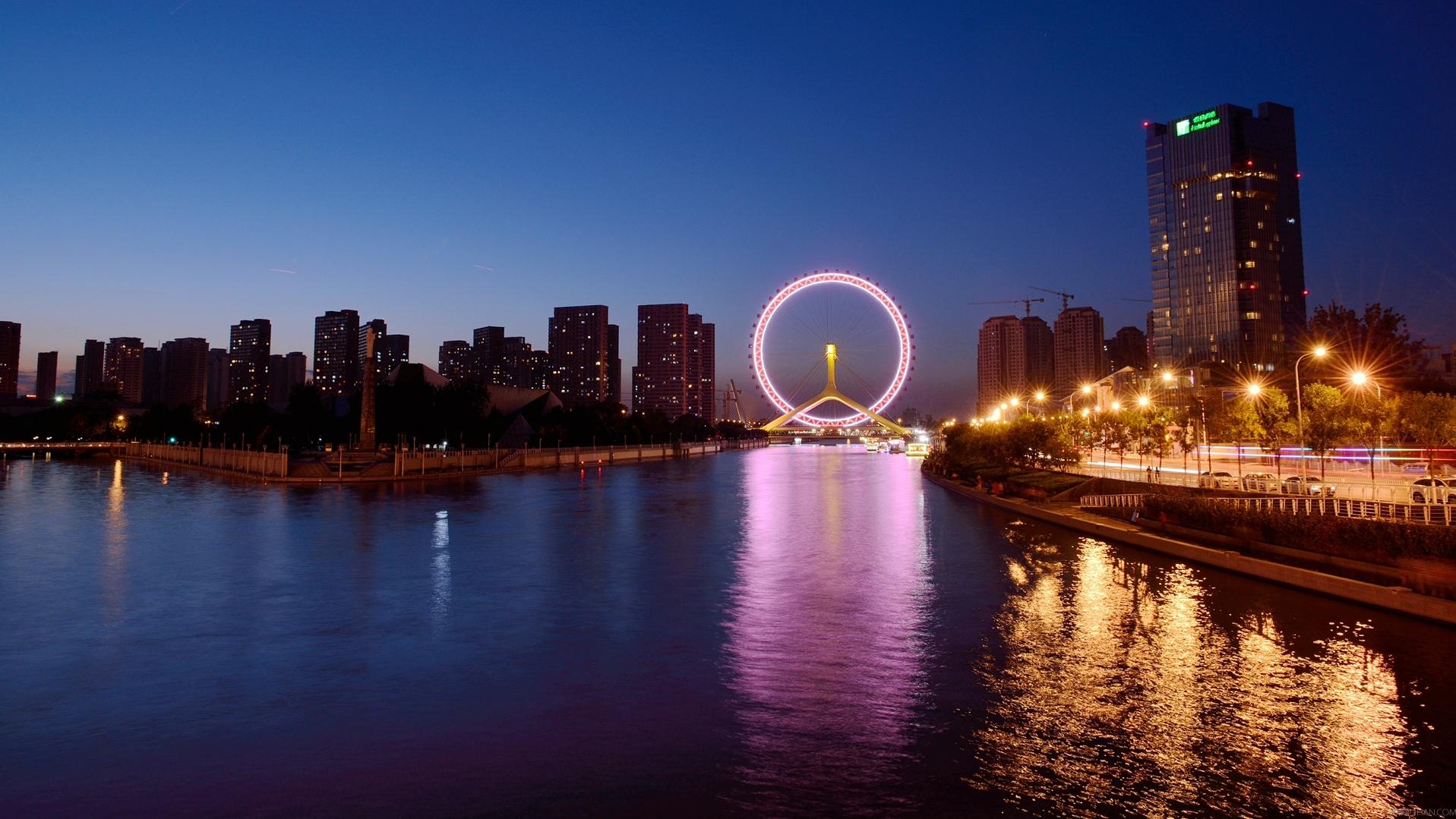 天津,友情、家庭与爱的温馨日常故事